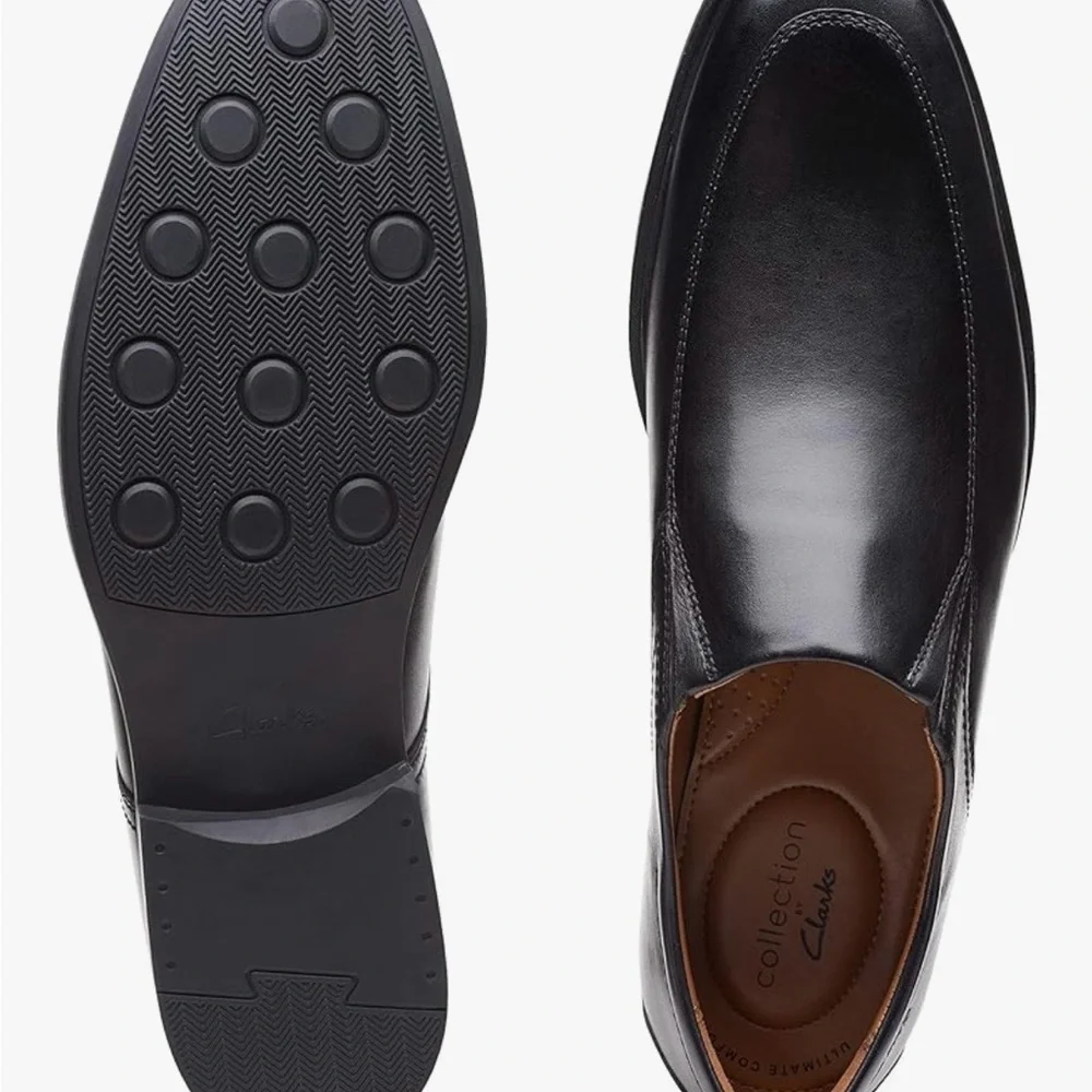 Clarks elegant black